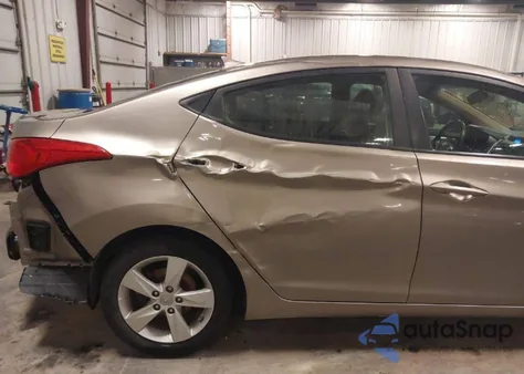 2013 Hyundai Elantra Gls z USA, uszkodzony, nr VIN 5NPDH4AE5DH388492